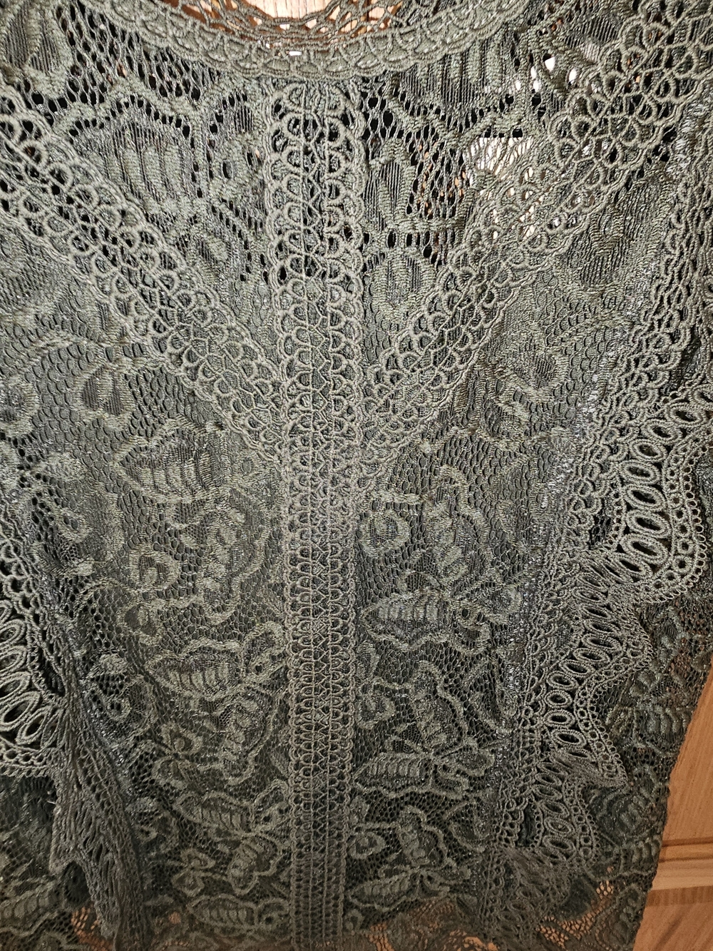 Adiva Olive Lace Crochet Sleeveless Top - Picture 5 of 5